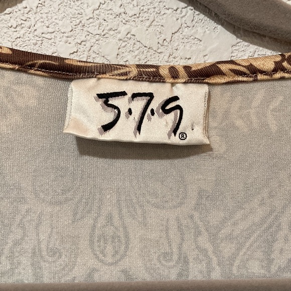 Pattern Top - Picture 4 of 5